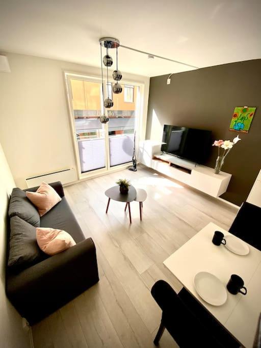 Koselig Og Sentralt Midt I Fargegaten Stavanger Bagian luar foto